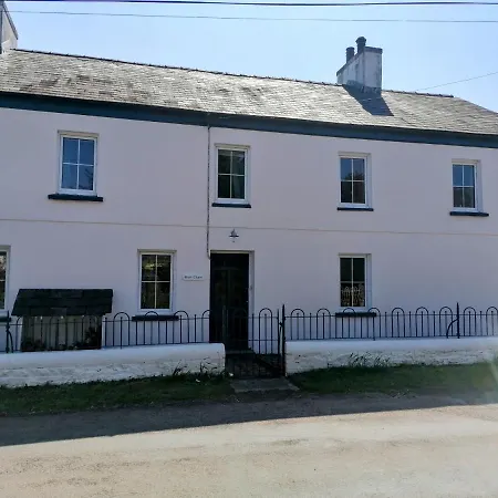 Bryn Capel, Gwynfe Villa Exterior photo